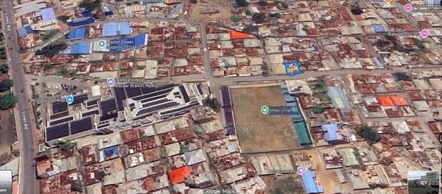 Prime Plot With Swahili House for Sale (50m From China Square) - thumbnail 5