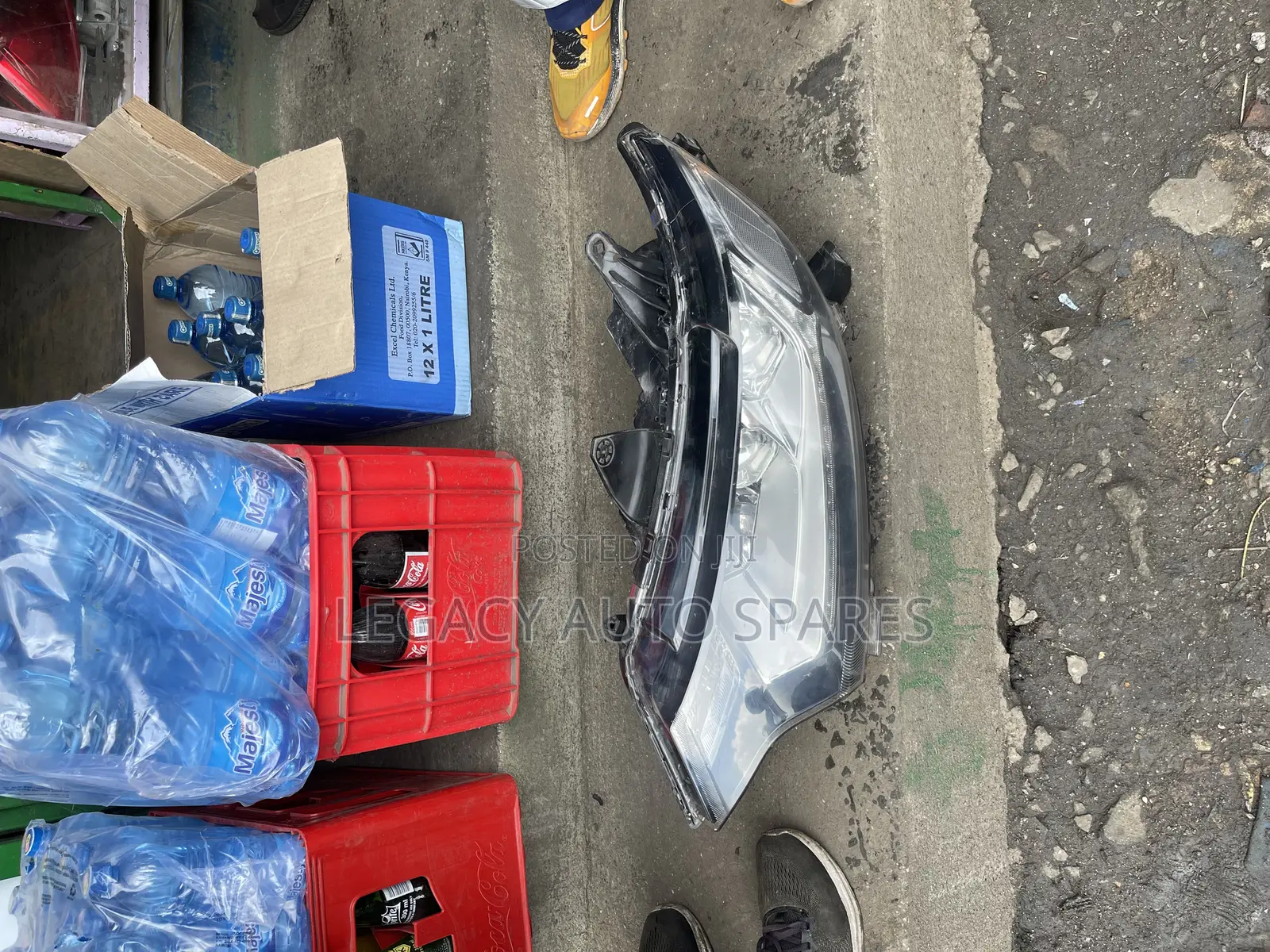 Mitsubishi Outlander Headlight