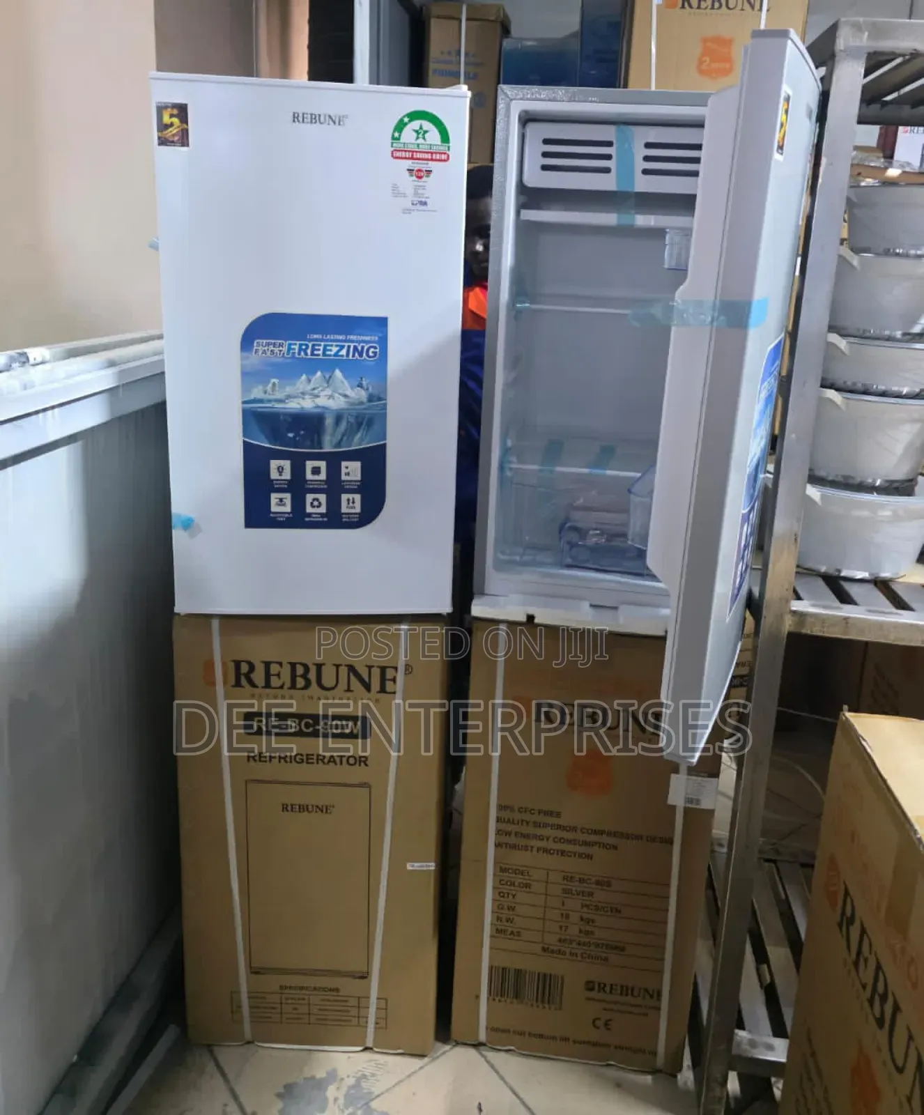90l Rebune Fridge