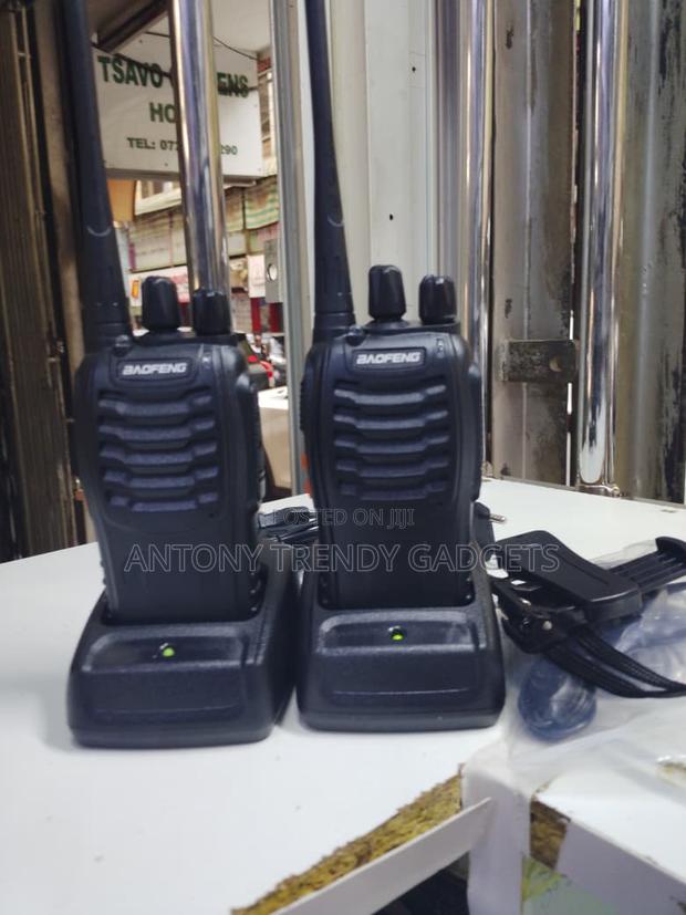 Baofeng Bf-888s Professional Uhf Walkie Talkies Set Of 2