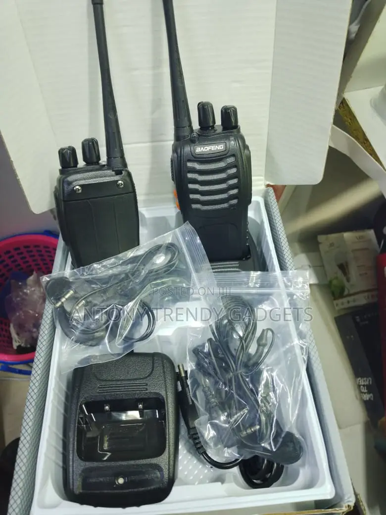 Baofeng Bf-888s Walkie Talkie Uhf 16-Channel Two-Way Radio