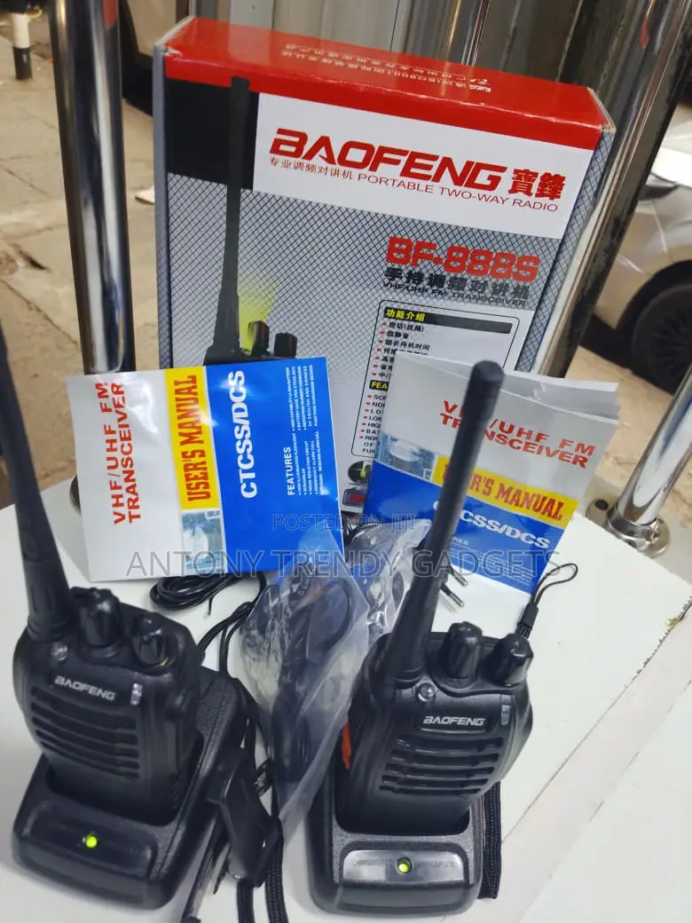 Baofeng Bf-888s Portable Walkie Talkie With Flashlight & Vox