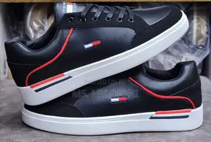 Tommy Hilfiger With Low-Top Casual Sneakers With Signature Flag Logo