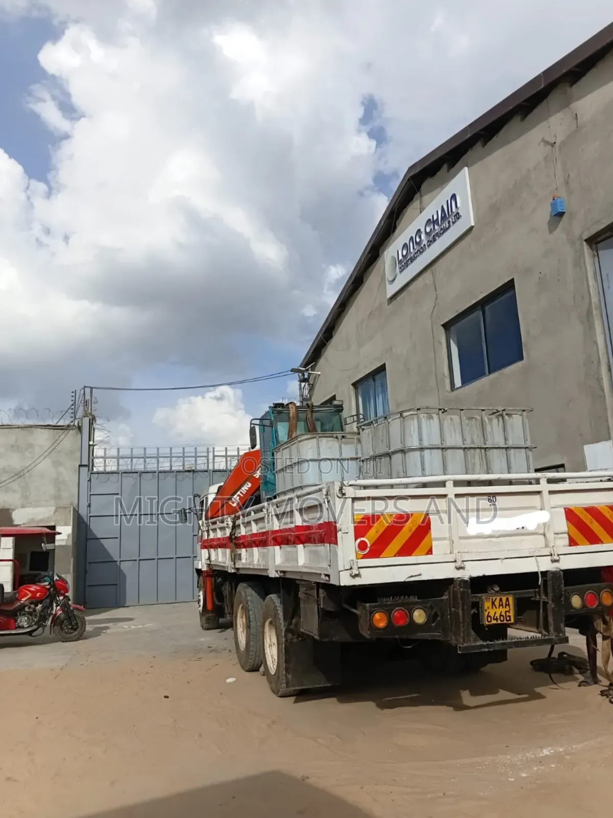 Lorries With Cranes for Lifting and Errands Services Are Available