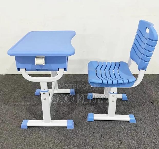 Kids Desk;Heavy-Duty School Furniture Kid Classroom Desk and Chair Set