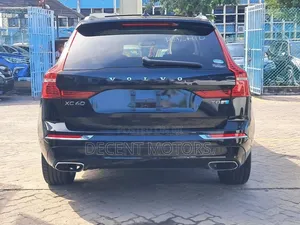 Volvo XC60 T6 R-Design AWD 2019 Black