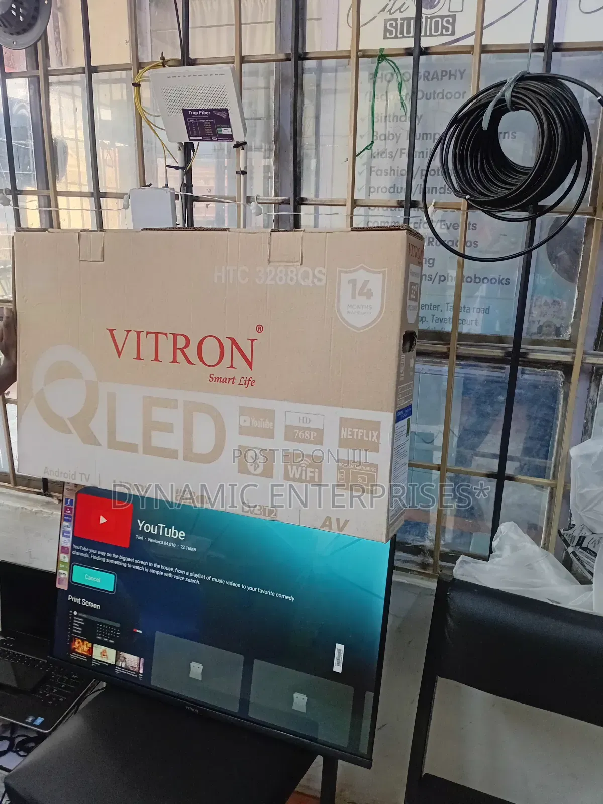 Vitron 32-Inch Smart Tv