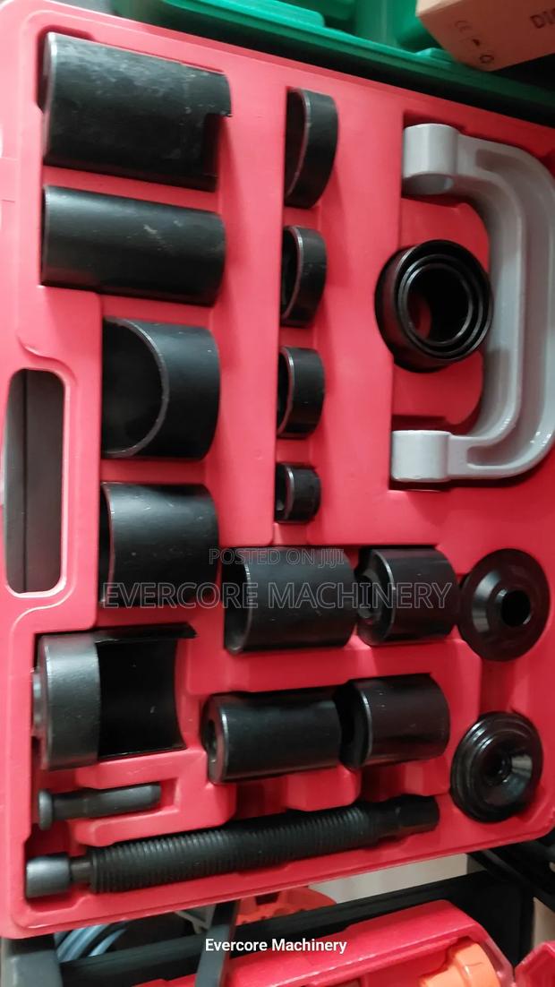 Heavy-Duty Ball Joint Bearing Press Tool Kit. - main view