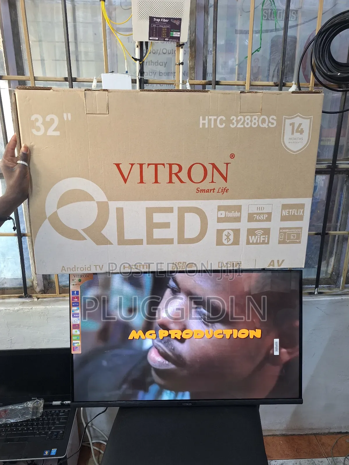Vitron HTC 3288qs, a 32-Inch Qled Smart Android Tv