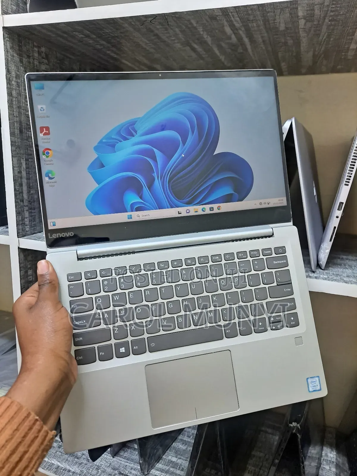 New Laptop Lenovo IdeaPad Y580 8GB Intel Core I5 SSD 256GB