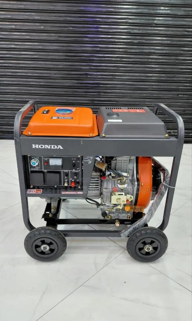 10kva Honda Diesel Generator Single Phase With Handle and Wheels. - thumbnail 2
