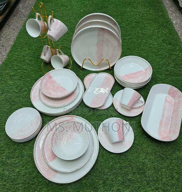 39 Pieces Dinnerware Set With a Pink and White Gradient Color - main view