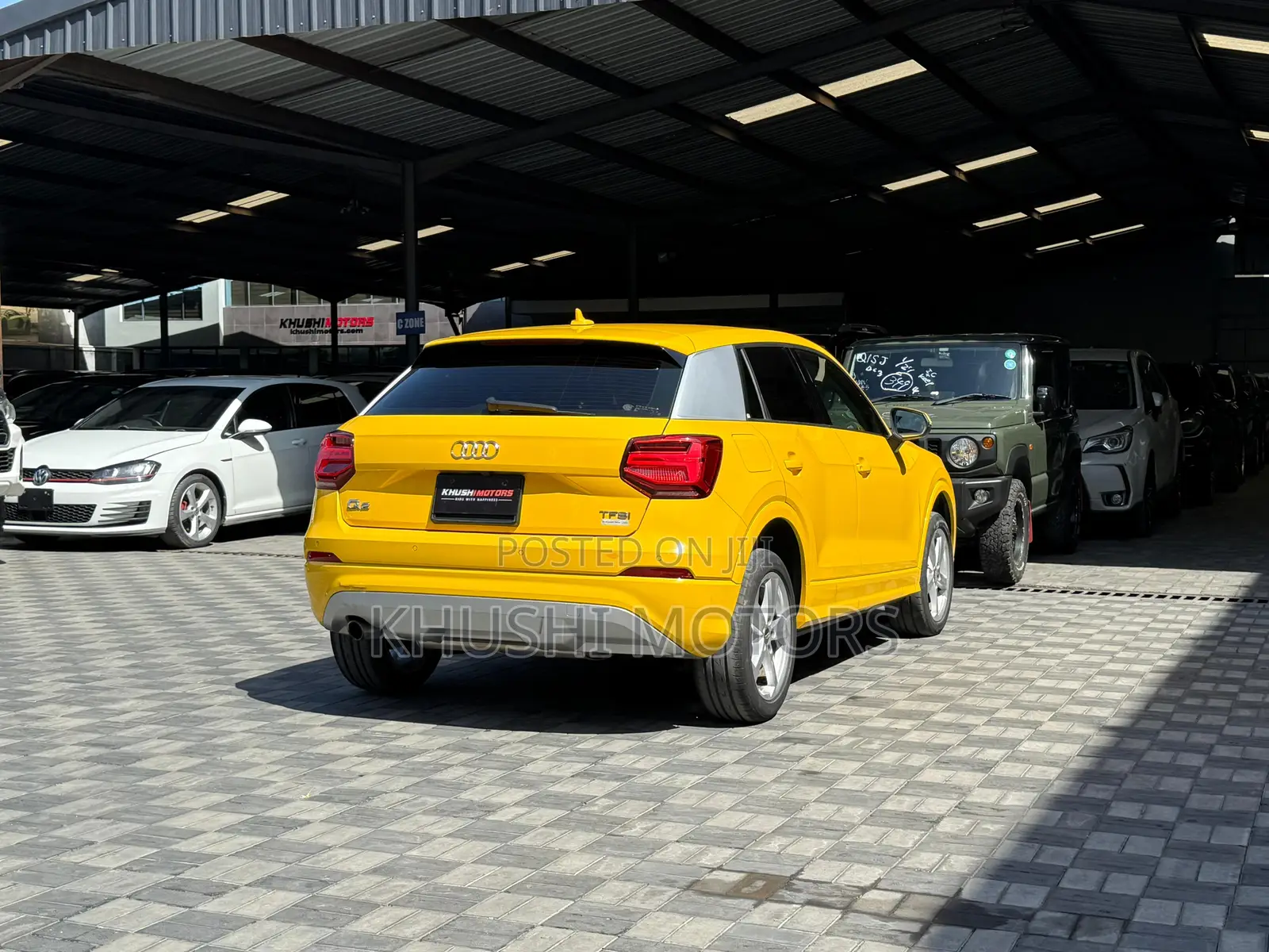 Audi Q2 2018 Yellow