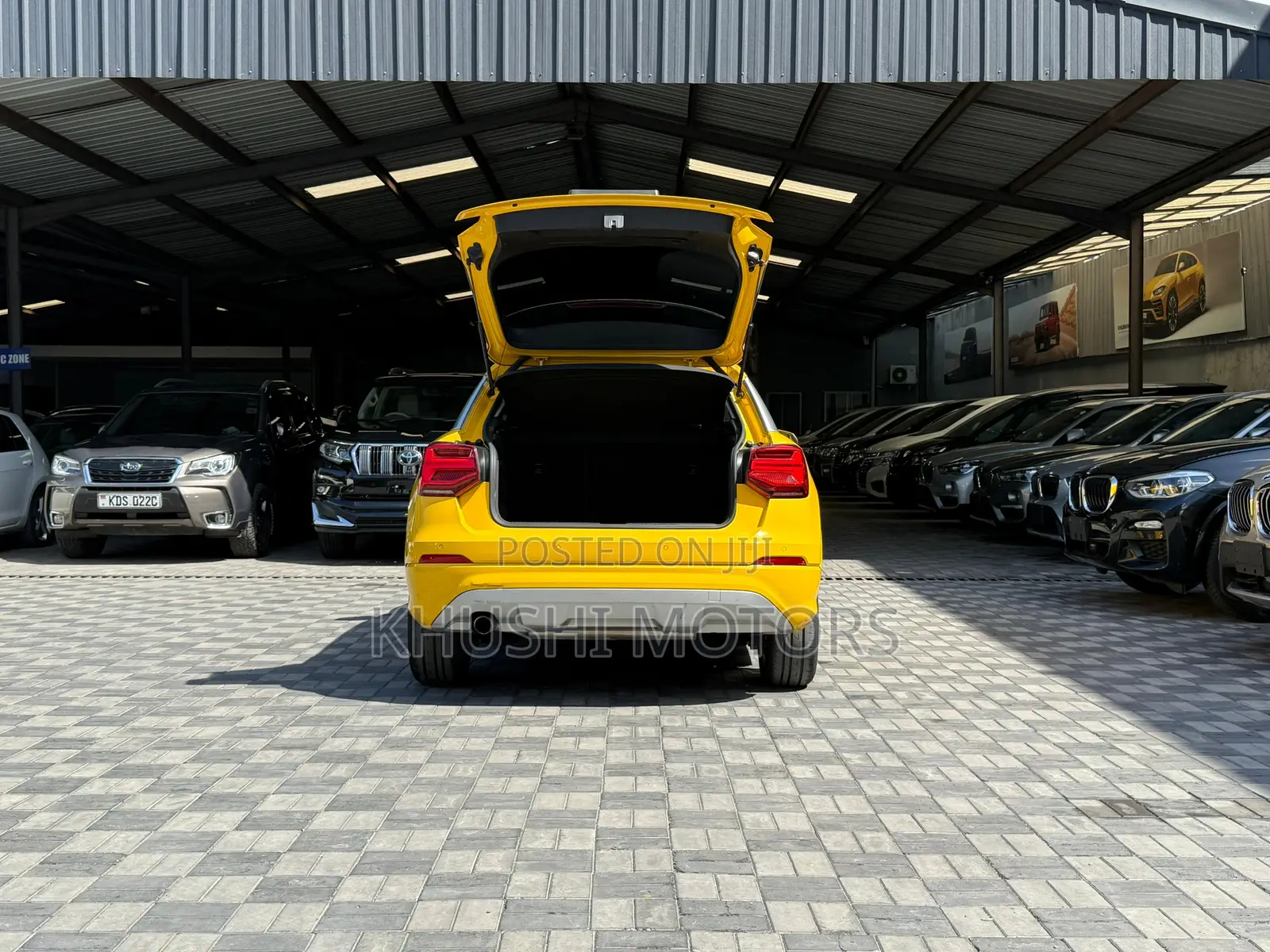 Audi Q2 2018 Yellow