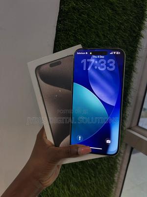 Apple iPhone 15 Pro Max 256 GB Gray - main view