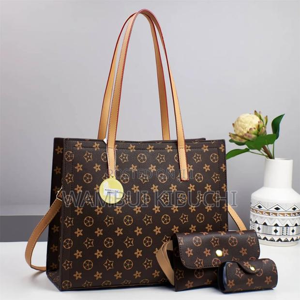 Large Handbags - thumbnail 7