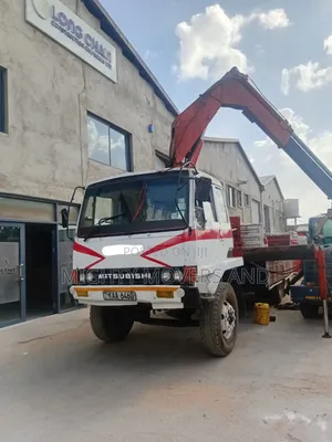 Transit Cranes for Hoisting and Logistics Services Are Available