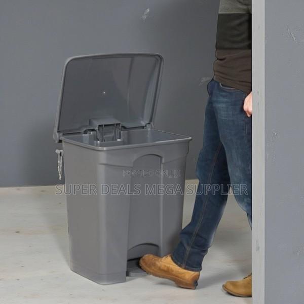 Homes, Offices and Clinics 30l Hard Plastic Step Pedal Waste Dust Bin