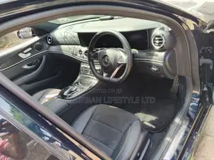 Mercedes-Benz E200 2018 Green