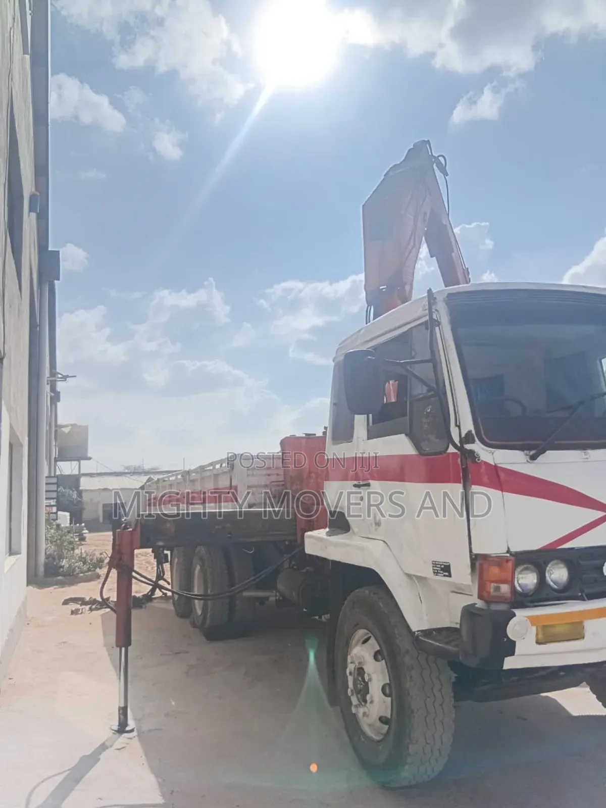 Transit Trucks/Lorries With Lifting Cranes Are Readily Available