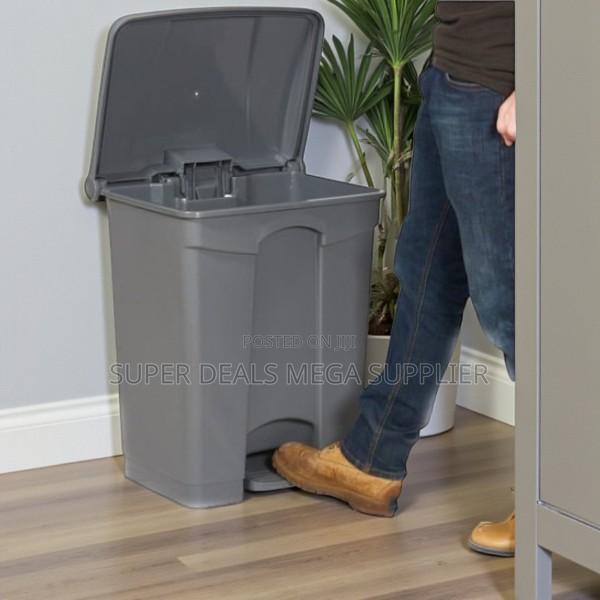 Home and Office Hotels 30l Multi- Purpose Hard Plastic Step Pedal Bin