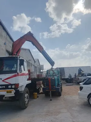 Lorries With Uplifting Cranes for Jobs Are Readily Accessible