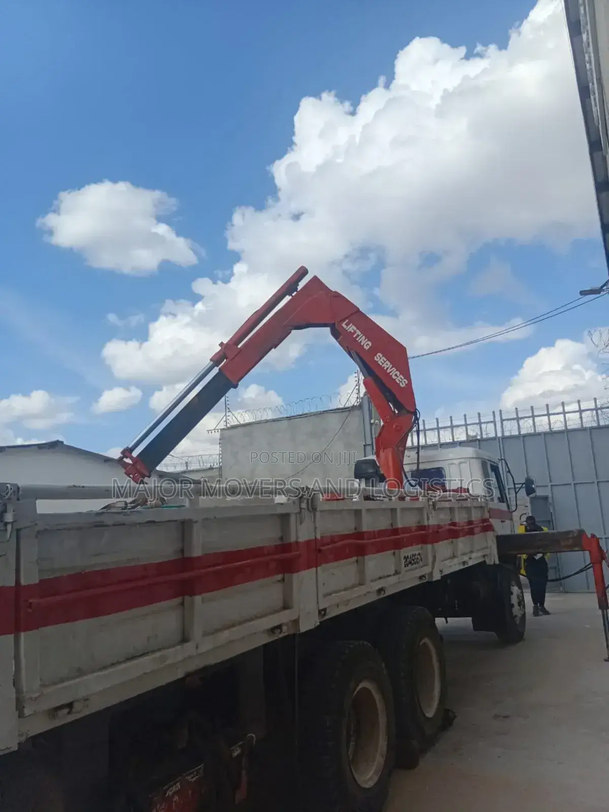Lorries With Uplifting Cranes for Jobs Are Readily Accessible