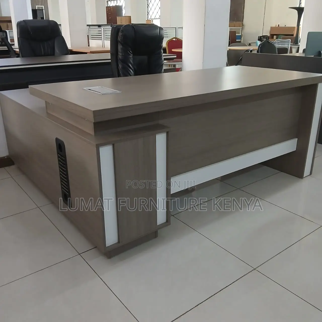 Manager’S Computer Desk