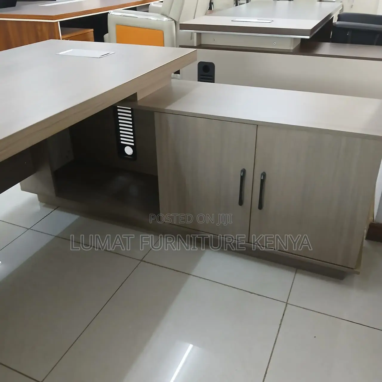 Manager’S Computer Desk