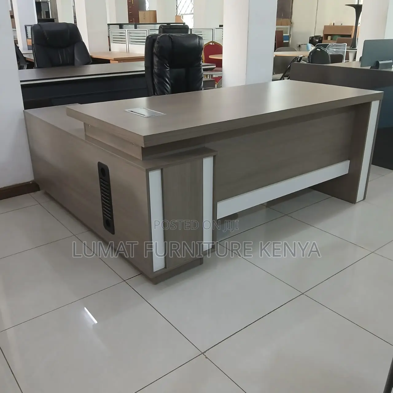 Manager’S Computer Desk