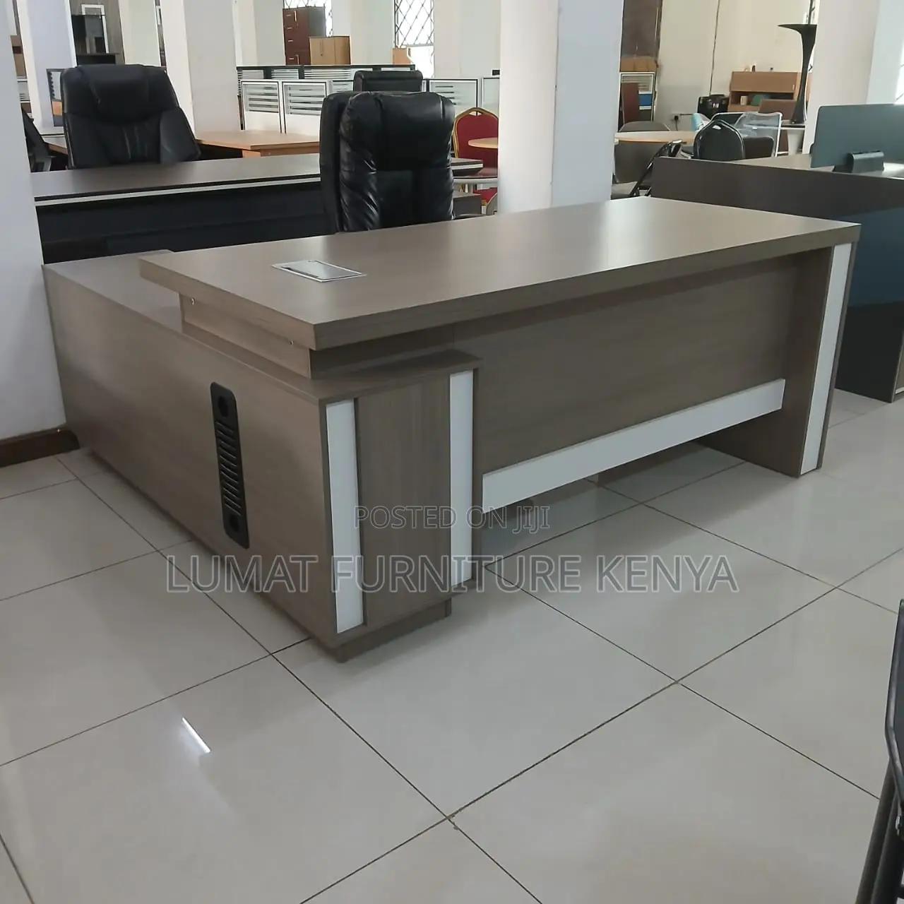 Manager’S Computer Desk