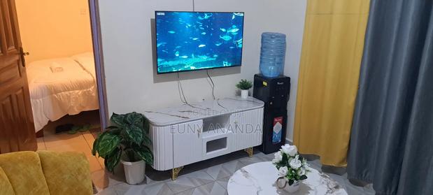 Air BNB One Bedroom - main view