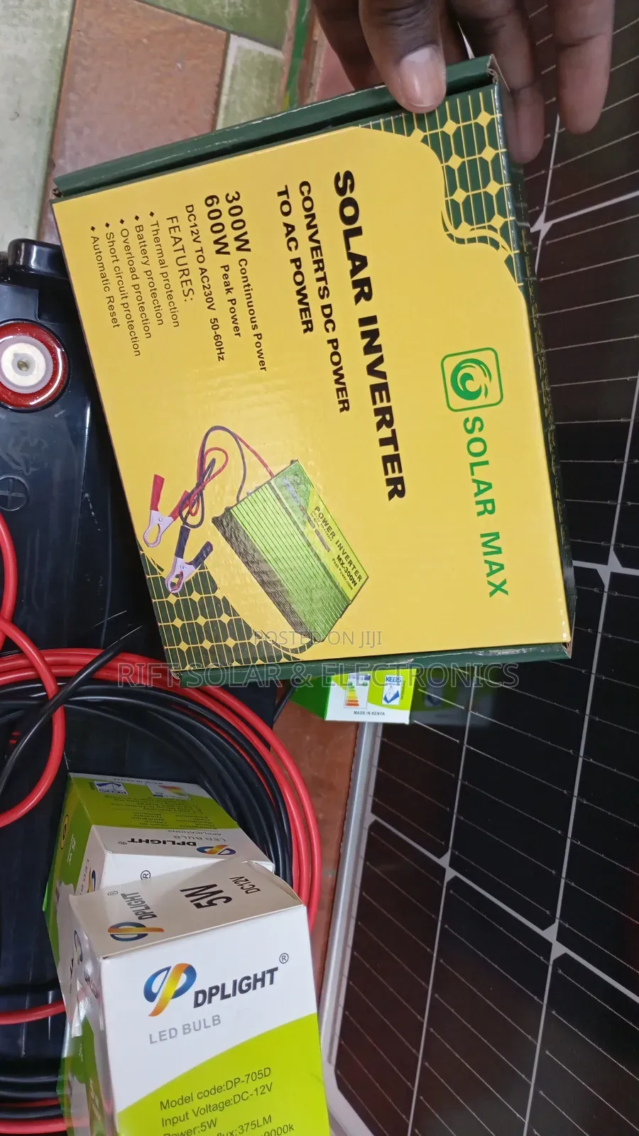 350 Watts Solar - 200ah -20hrs Battery - 32" Smart Tv - 600w Inverter