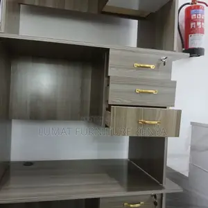 Spacious Tabletop for Books, Laptops, and Study Materials