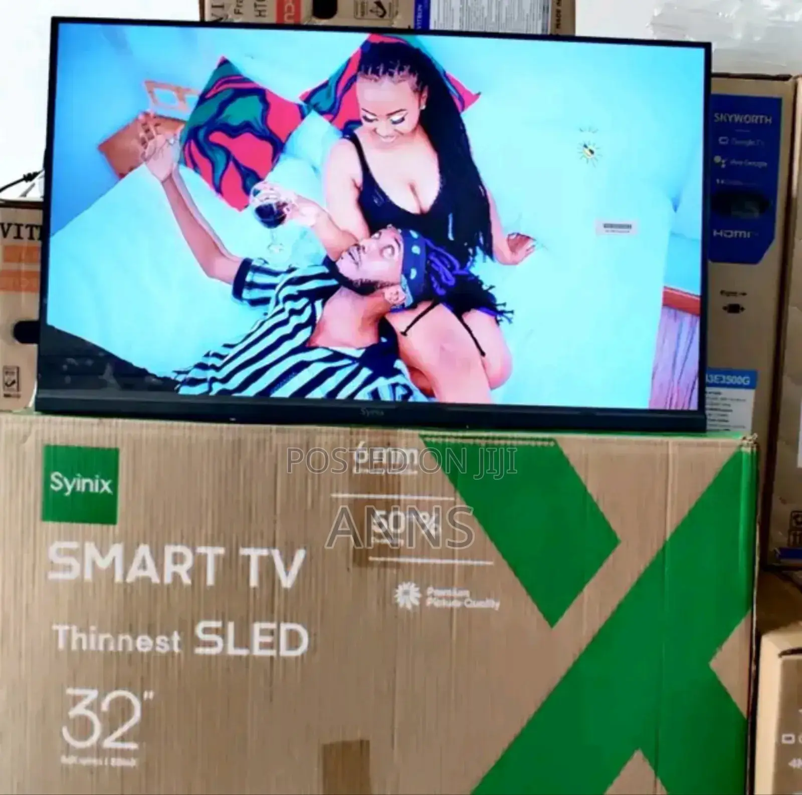 Thin Slim Syinix 32 Inch Smart Tv