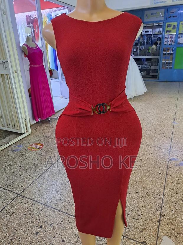 Beautiful Dresses for Events - thumbnail 3