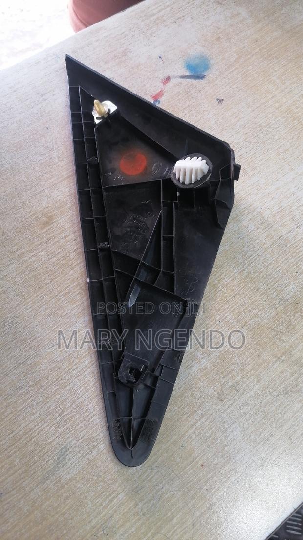 Mazda Premacy Sidemirror Finisher - main view