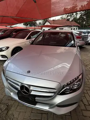Mercedes-Benz C200 2018 Silver