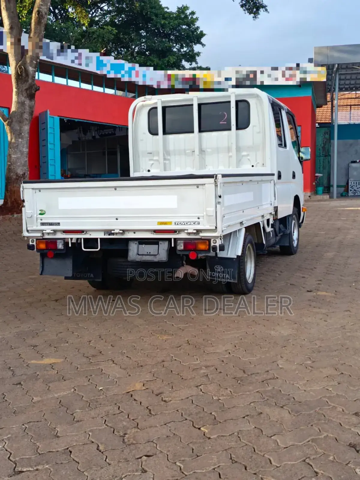 Selling Toyota Toyoace Automatic Diesel Double Cab