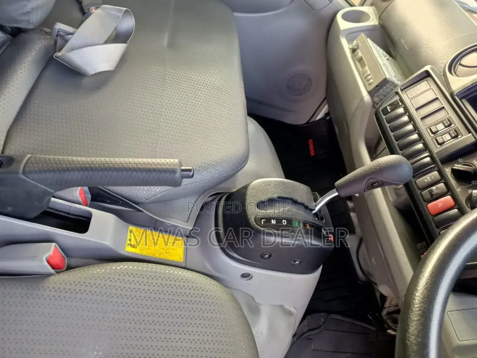 Selling Toyota Toyoace Automatic Diesel Double Cab