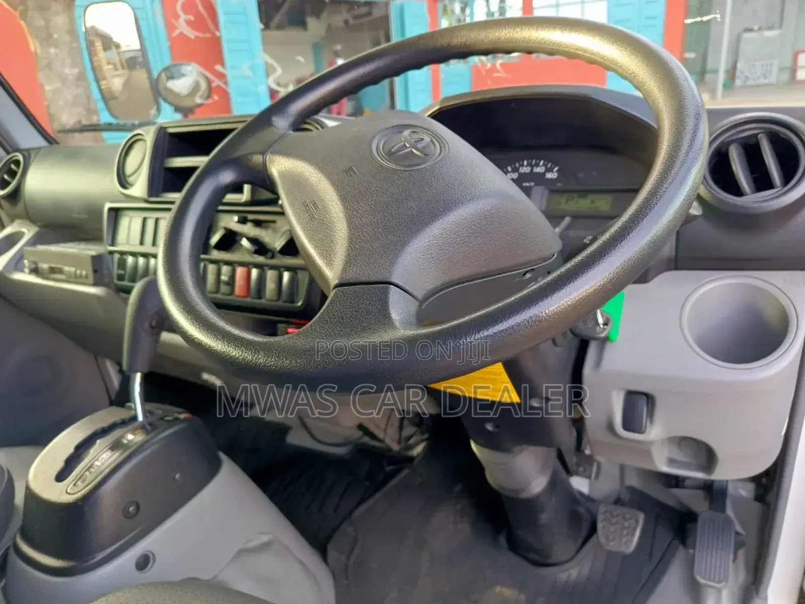 Selling Toyota Toyoace Automatic Diesel Double Cab