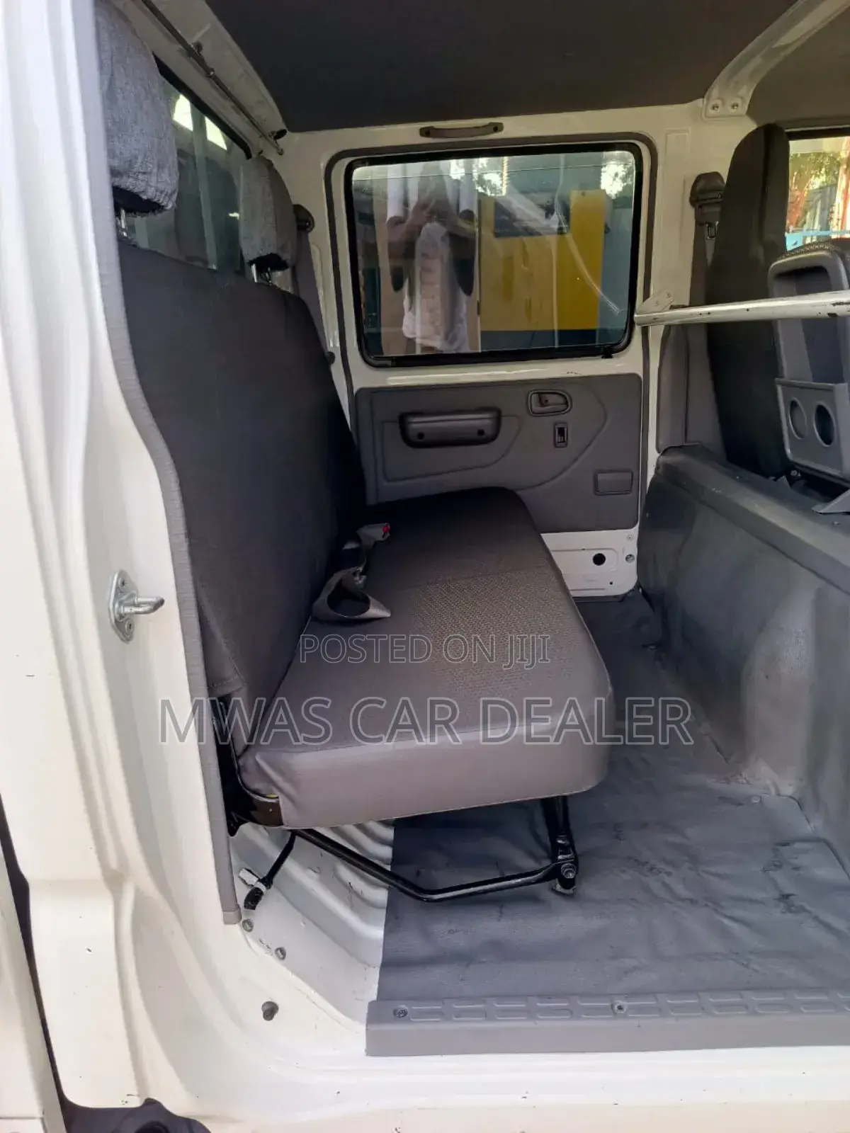 Selling Toyota Toyoace Automatic Diesel Double Cab