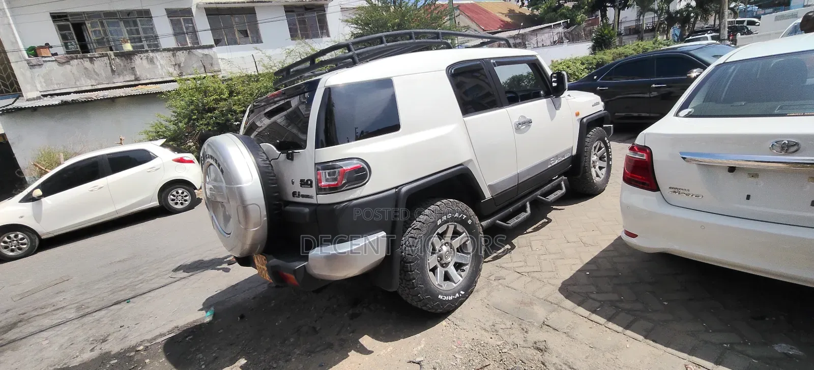 Toyota FJ Cruiser 2017 White