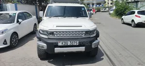 Toyota FJ Cruiser 2017 White