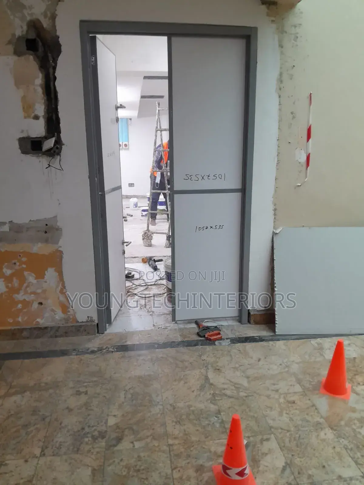 Aluminium MDF Door