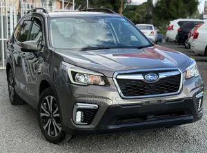 Subaru Forester 2018 Gray