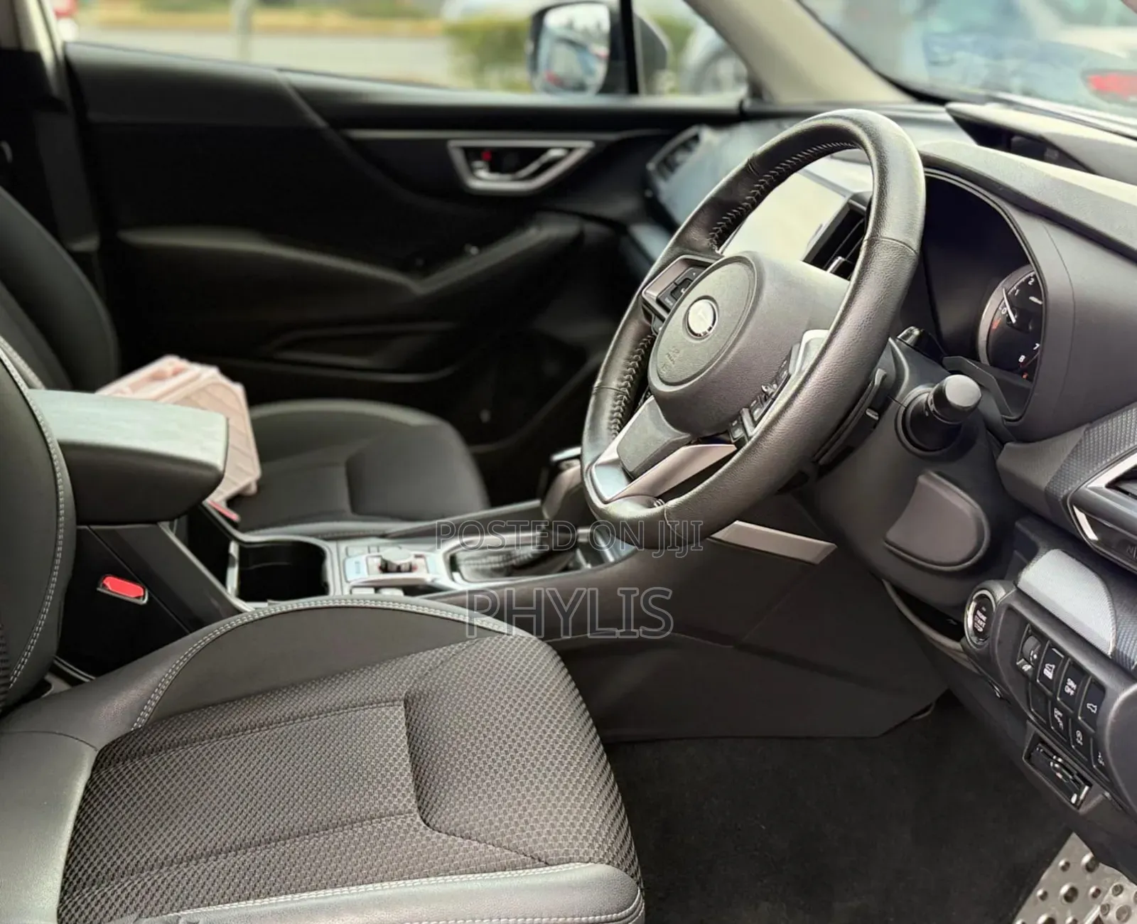 Subaru Forester 2018 Gray