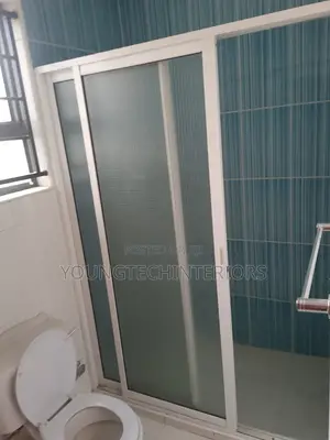Shower Cubicle With A. Sliding Aluminium Door