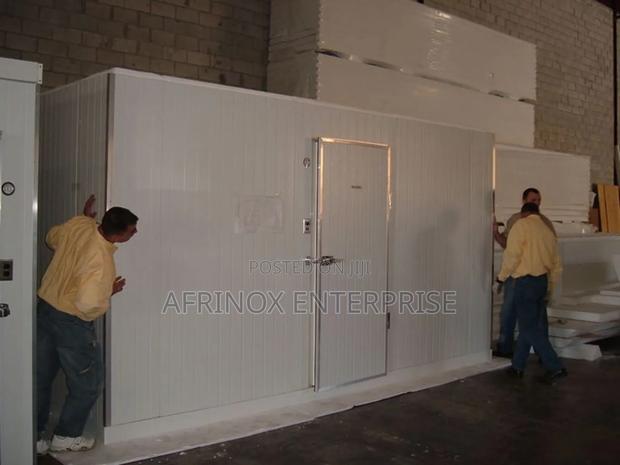 Custom-Built Cold Rooms for Commercial Use - main view