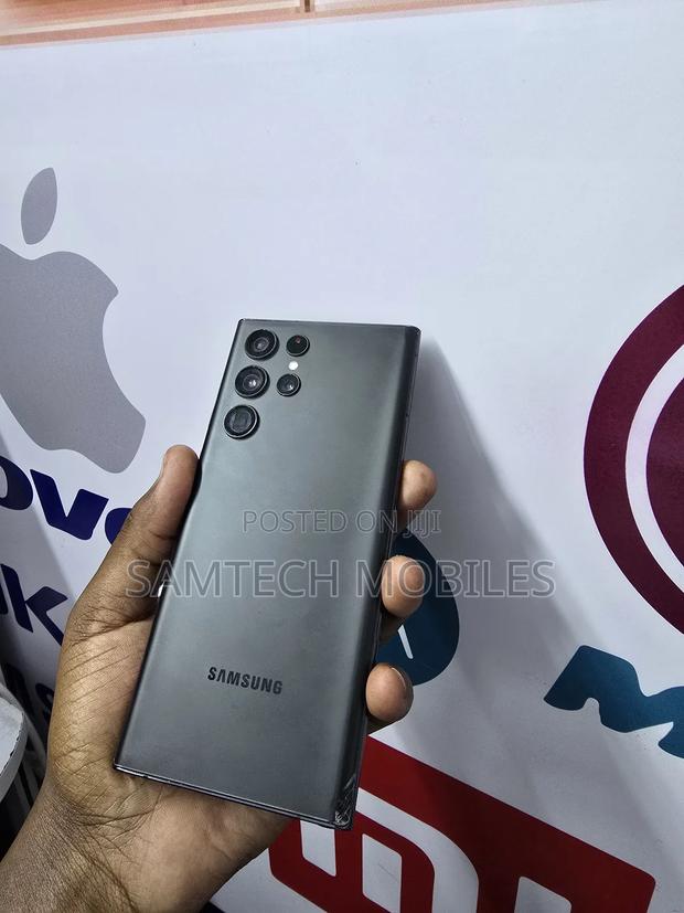 Samsung Galaxy S22 Ultra 5G 128 GB Black - main view